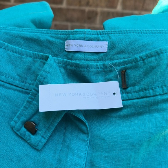 New York & Company Green Bermuda Shorts - Picture 3 of 11